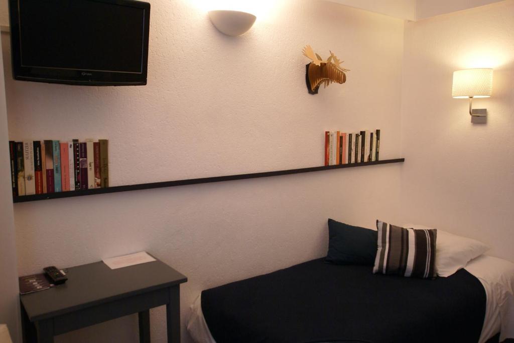 Hotel De La Placette Barcelonnette Room photo